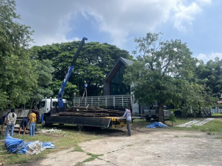 รถเฮี๊ยบรับจ้างสามโคก